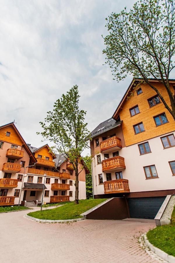 Karpacz Wczasy Apartment Bagian luar foto